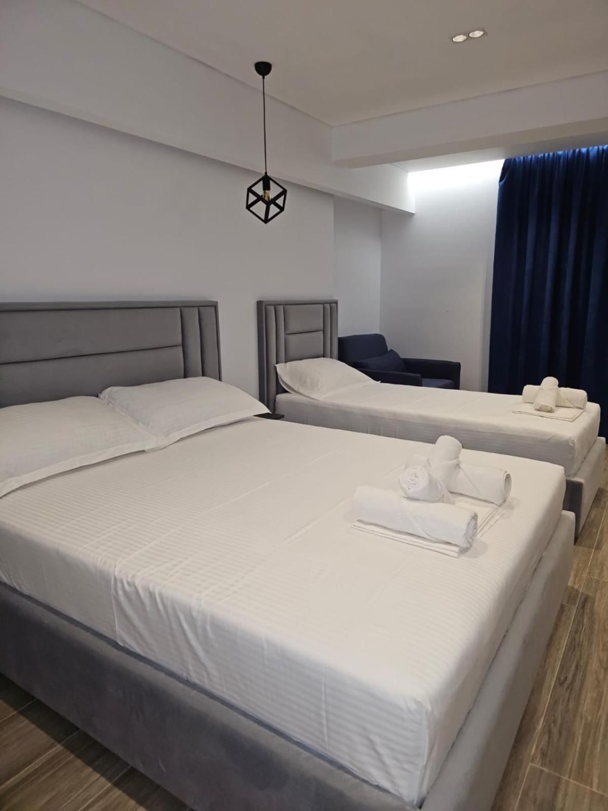 Ardit Seaside Rooms Саранда Экстерьер фото