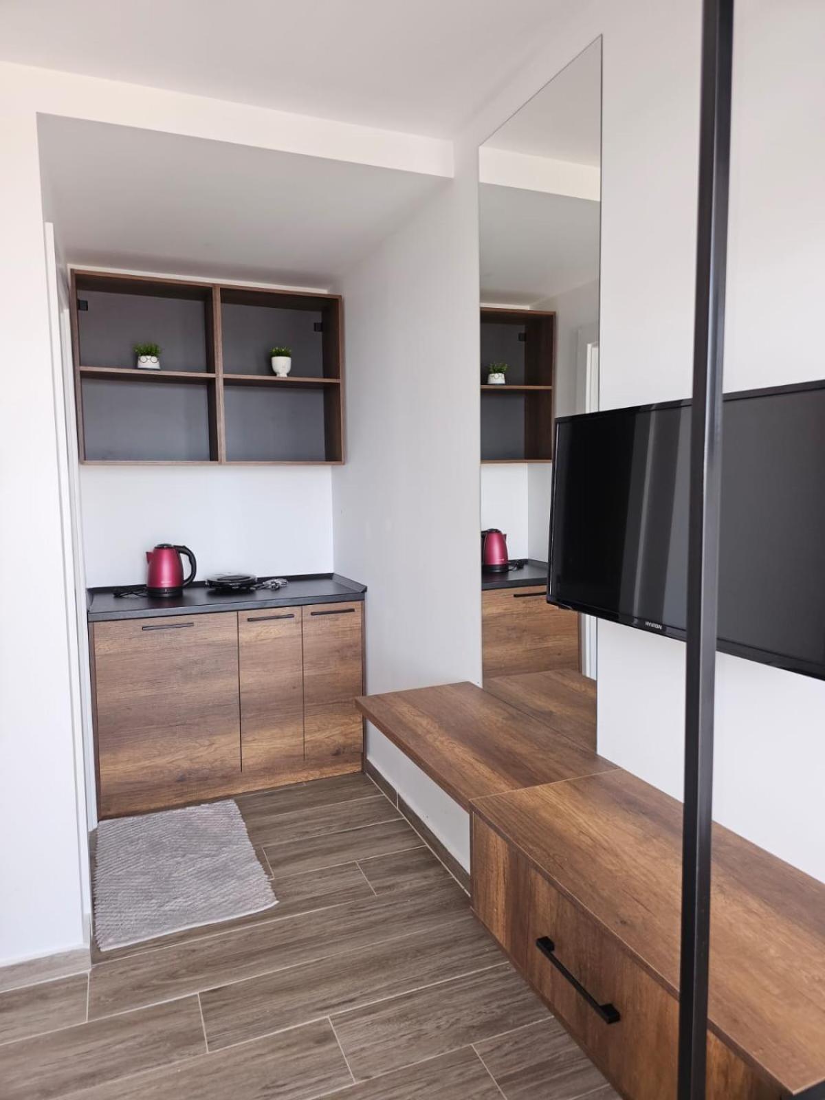 Ardit Seaside Rooms Саранда Экстерьер фото