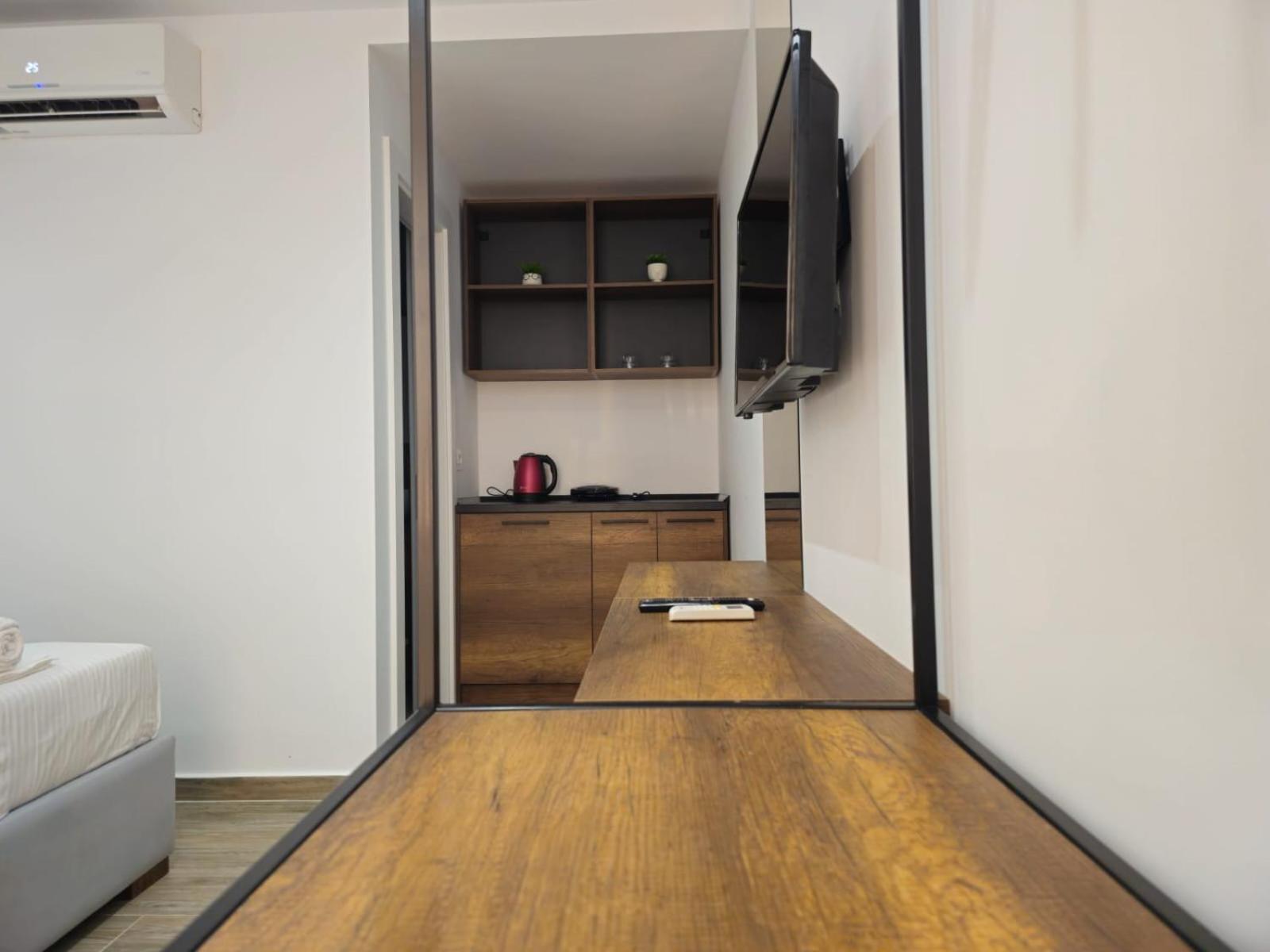 Ardit Seaside Rooms Саранда Экстерьер фото