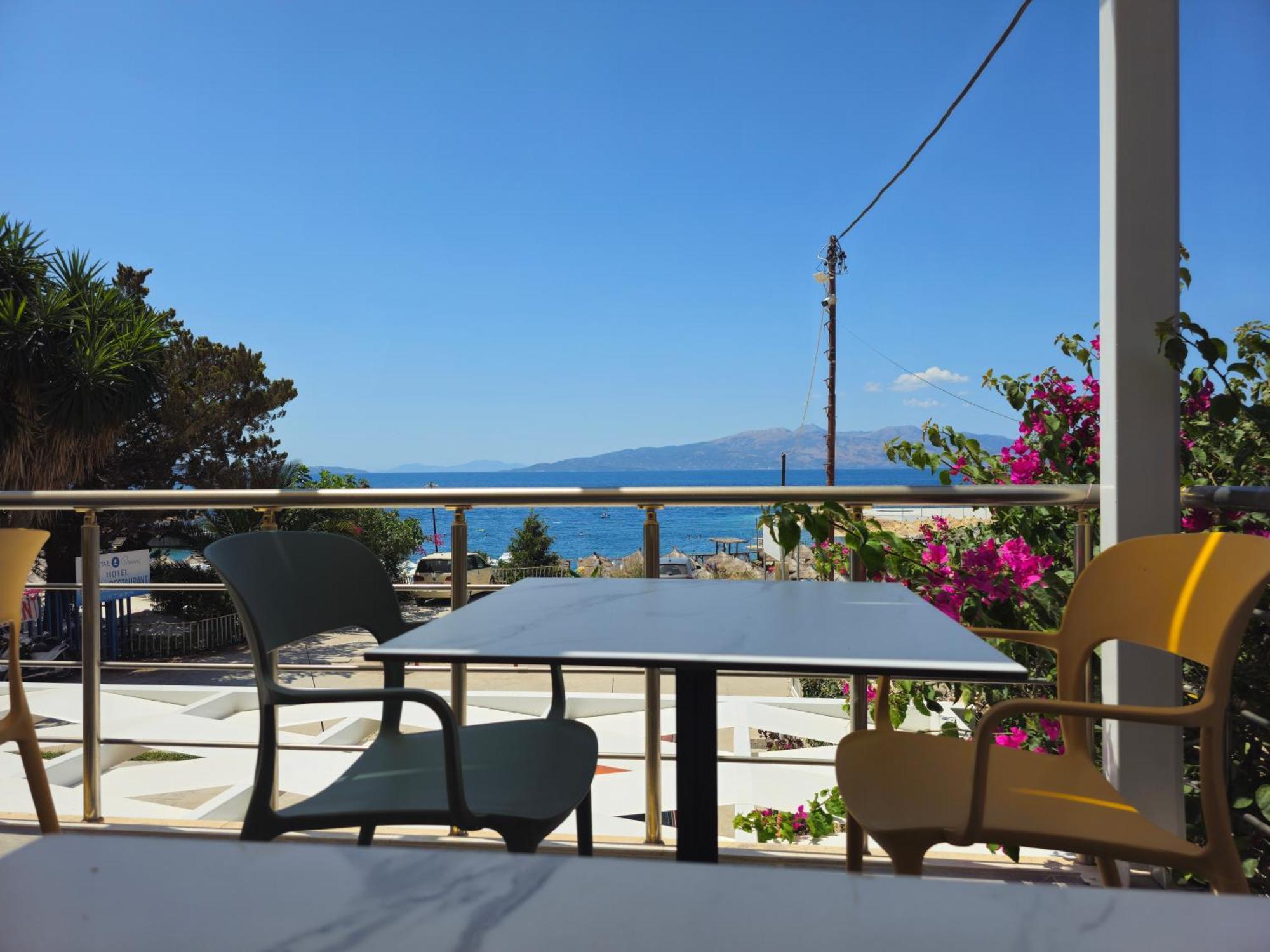 Ardit Seaside Rooms Саранда Экстерьер фото