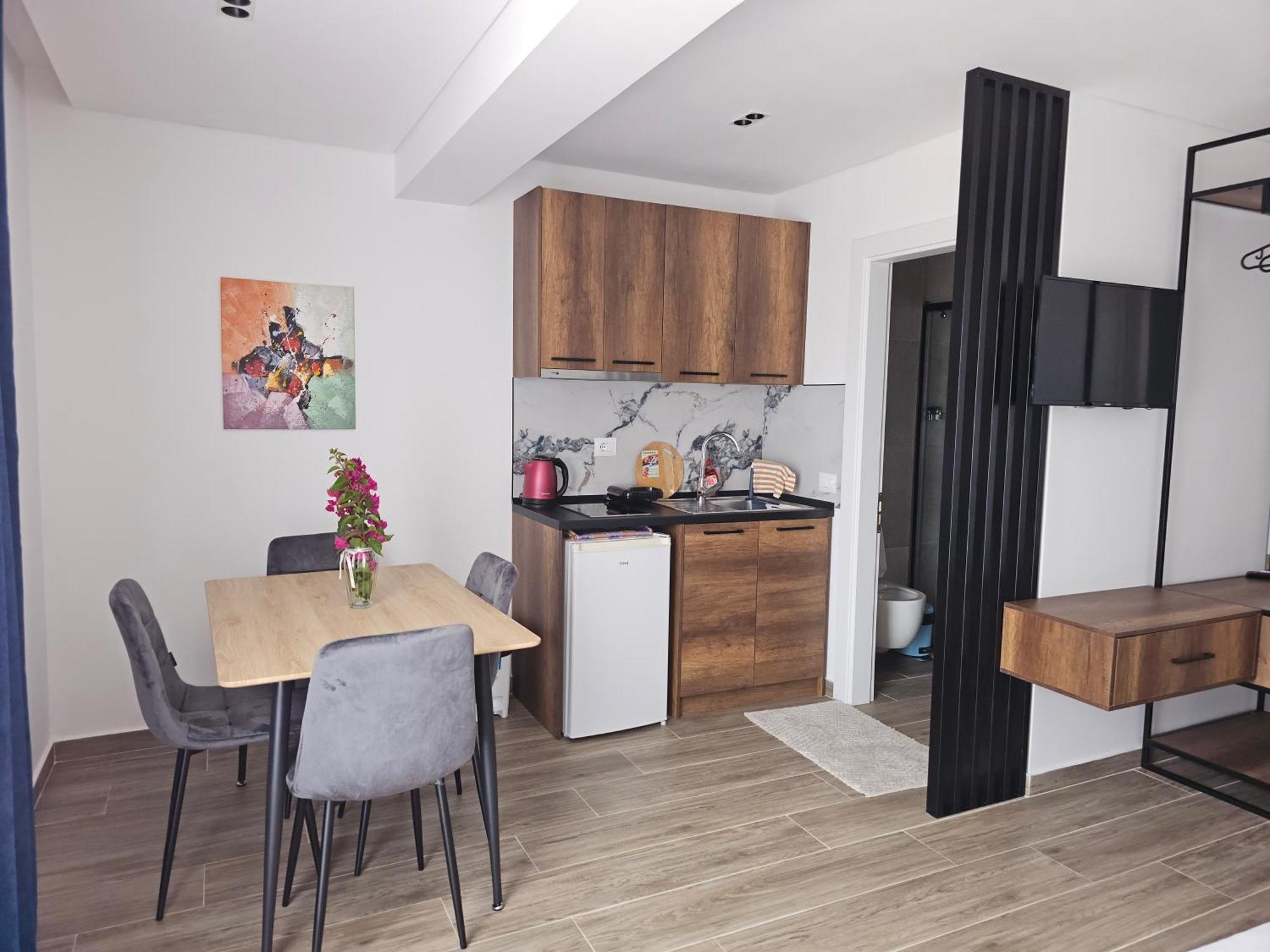 Ardit Seaside Rooms Саранда Экстерьер фото